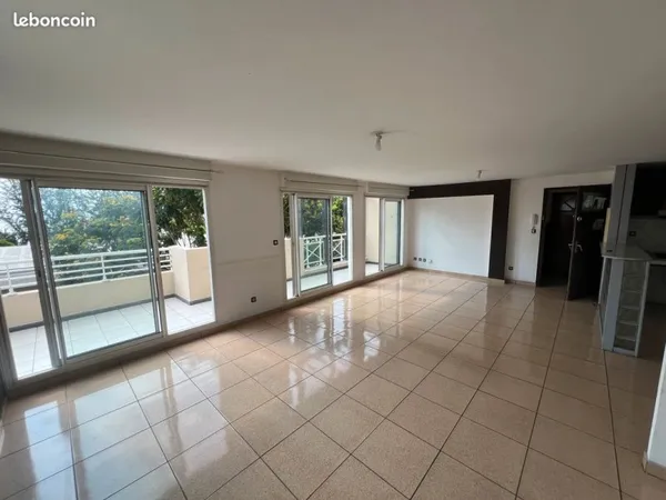 Appartement exceptionnel 4 pièces 85m2 - dernier étage + terrasse