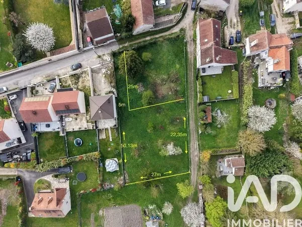Terrain 796 m²