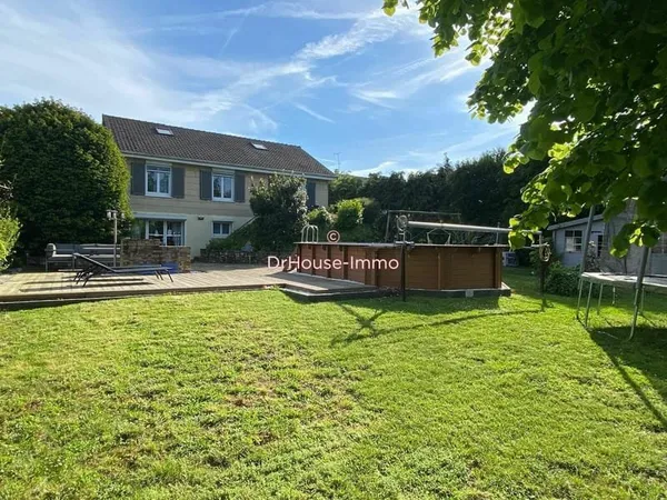 Maison individuelle 150m² 6 chambres et 1 bureau