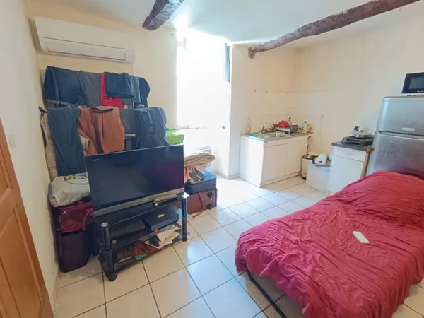 Immeuble de 3 Studios