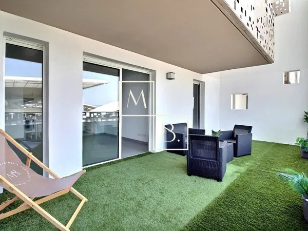 Ovalie,, T2 48 m2 avec terrasse de 25 m2 et parking