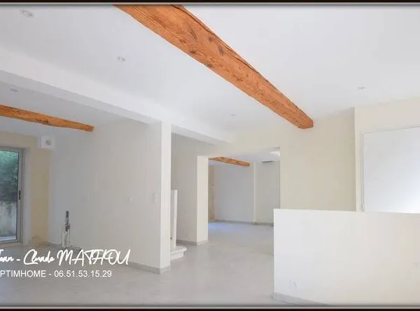 Maison 6 pièces 210 m²