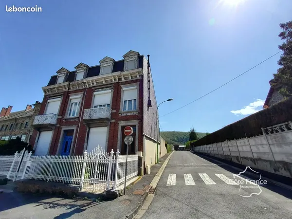 Maison 6 pièces 161 m²