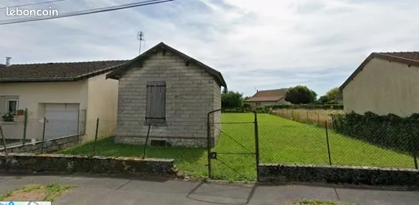 Terrain pour construction - 682 m² - 38 000