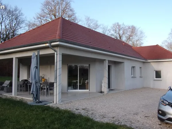 Maison Location Saillenard 4p 105m² 1028€