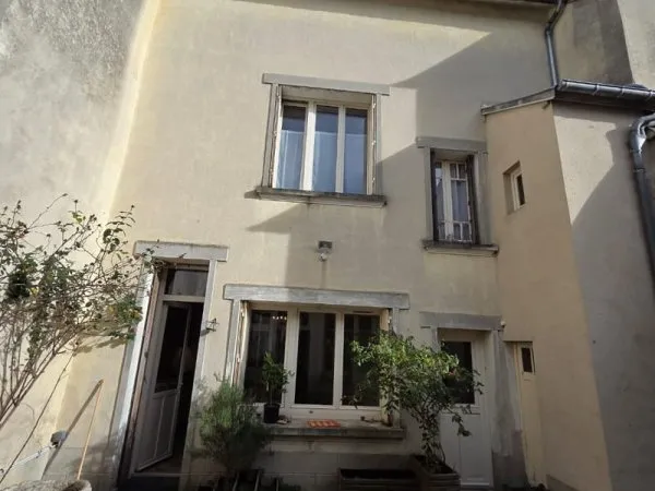 Maison 7 pièces 140 m²