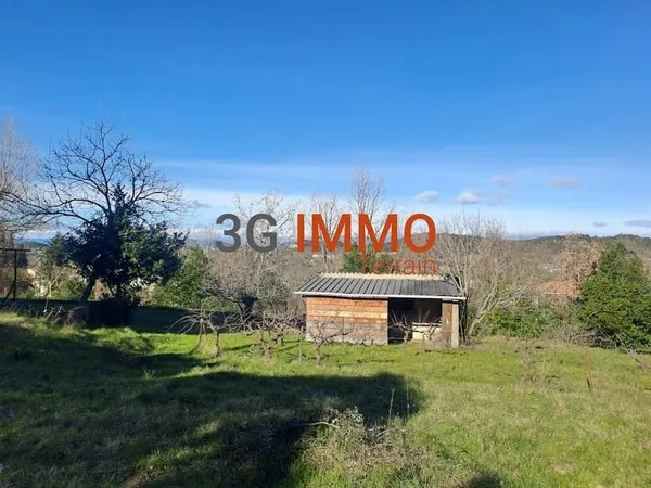 Terrain à bâtir 1001 m²