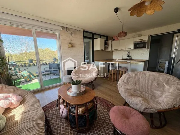 CUGNAUX -APPARTEMENT rénové dans une résidence sécurisée avec piscine !