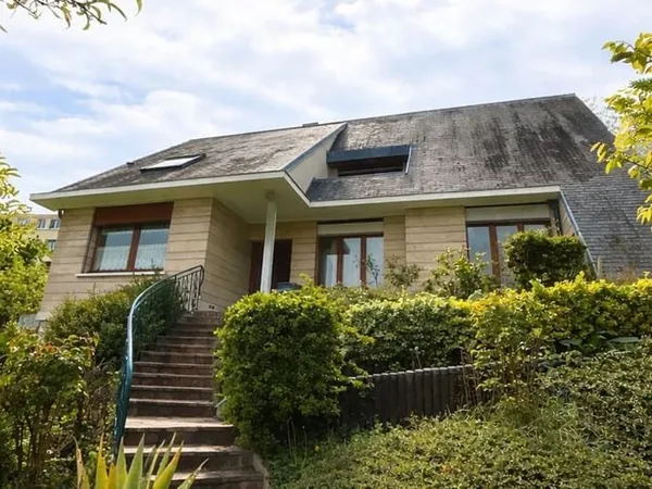 Maison 6 pièces 160 m²