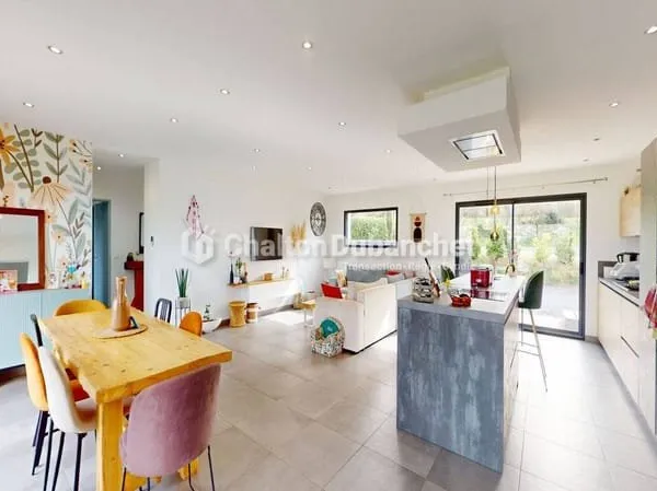 Maison 5 pièces 158 m²