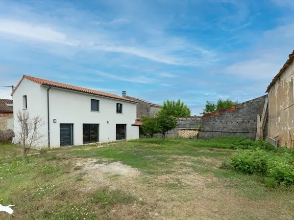 Maison de bourg de 5 pièces principales