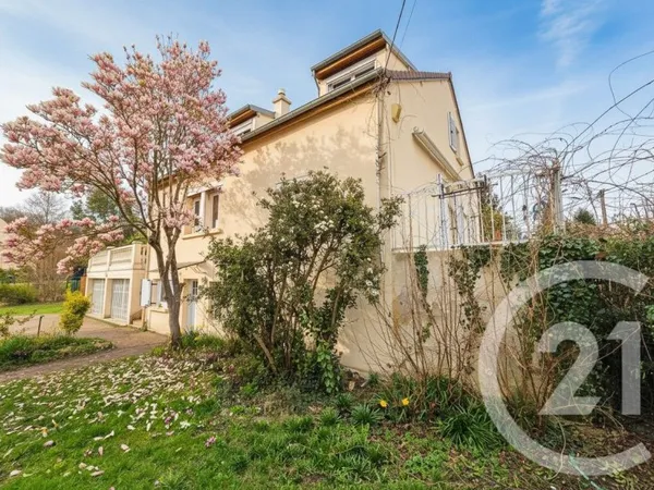 Maison 5 pièces 141 m²
