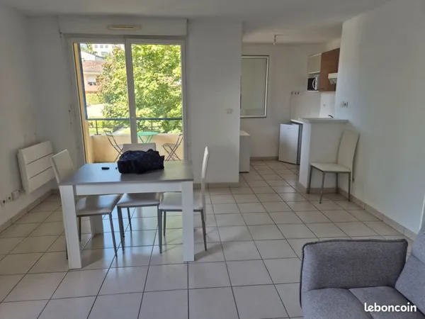 T2 Castelnau d'Estretefonds
