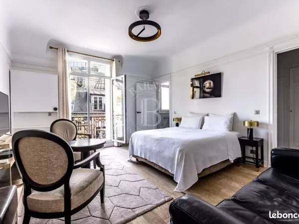 Studio 1 pièce 32 m²