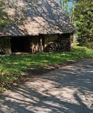 A vendre corps de ferme