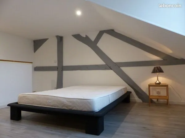 Studio appartement meublé 30m2 eau et électricité inclus