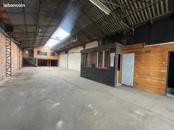 Local 235 m² Bordeaux