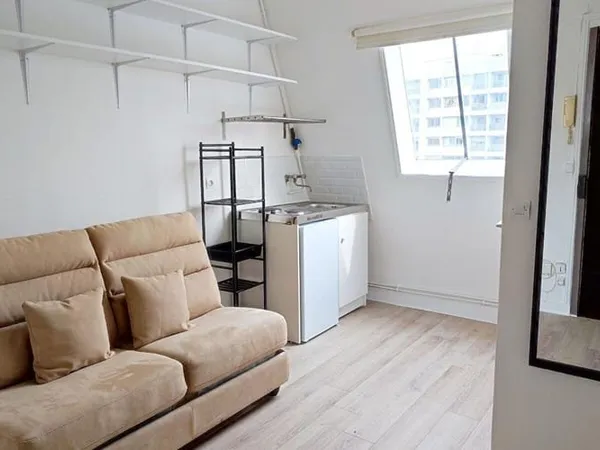 Studio 1 pièce 10 m²