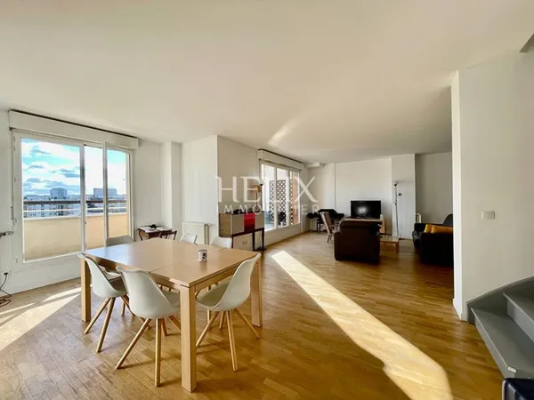 Appartement d'exception en duplex à vendre à Rueil-Malmaison - 5 pièces avec terrasse !