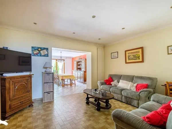 Maison 6 pièces 106 m²