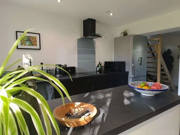 ? COUP DE COEUR : MAISON DE CARACTÈRE AVEC TERRAIN BOISÉ &