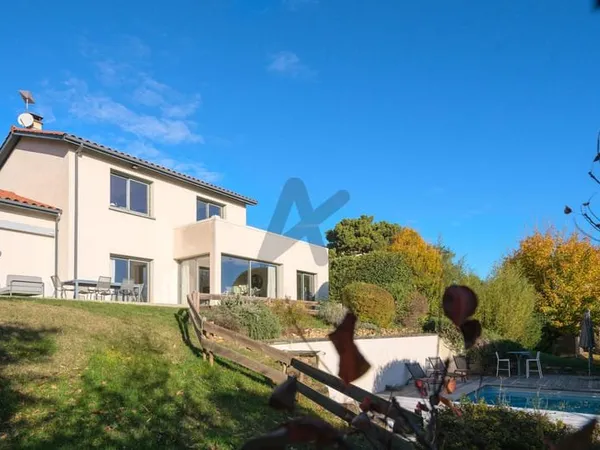 POLEYMIEUX AU MONT D' OR, RARE, TRES BELLE MAISON DE 180 M2