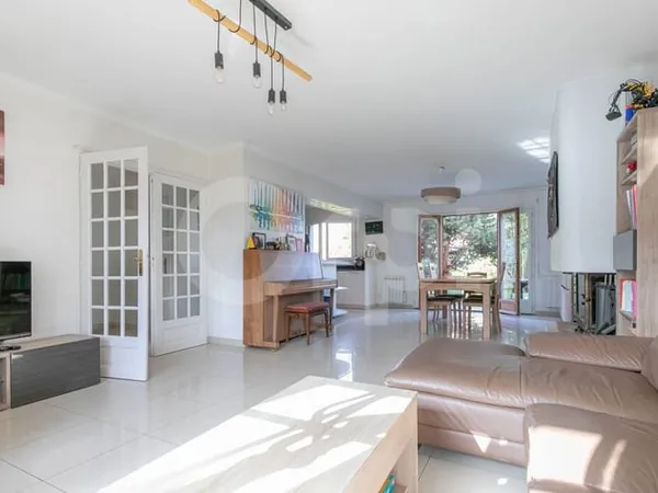 Maison 4 pièces 106 m²