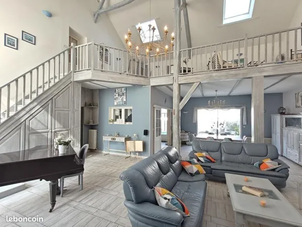 Maison 6 pièces 220 m²