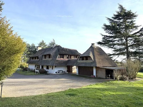 Maison 8 pièces 280 m²