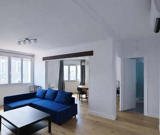 Grand T4 meublé 105 m² - 3 chambres - Clim réversible - Cave - Centre ville Saint-Jean-de-Monts