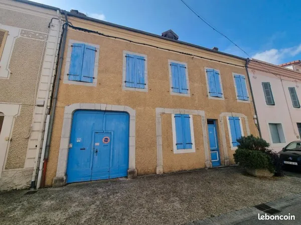 Maison de village avec deux appartements indépendants