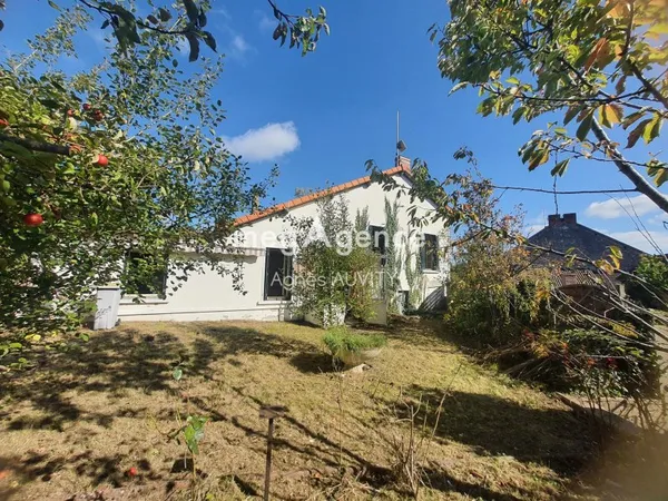 Maison de bourg avec jardin