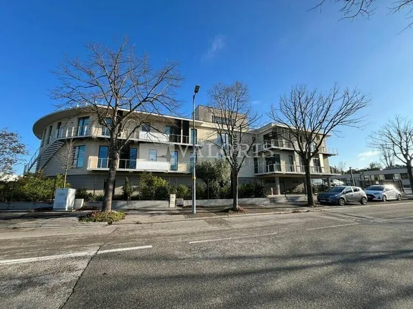 BUREAUX à LOUER