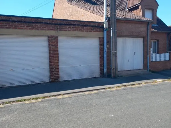 Loue garage houplines
