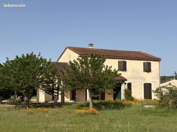 Maison 5 pièces 156 m²