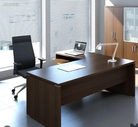 Loue bureau à Menton