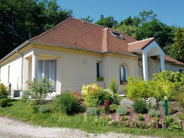 EXCLUSIVITÉ - Maison familiale à L'Étang-la-Ville