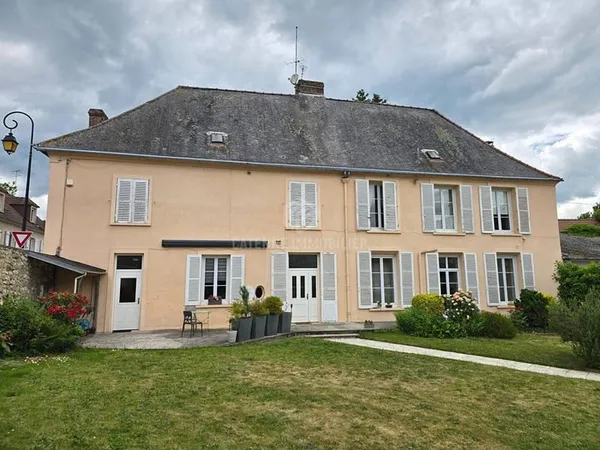Maison 8 pièces 200 m²