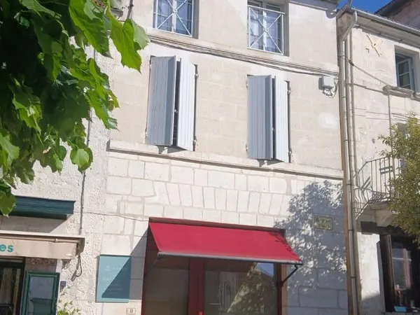 Achat : Maison Aubeterre-sur-Dronne (16390)