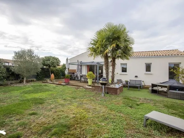 Contemporaine de 4 pièces principales