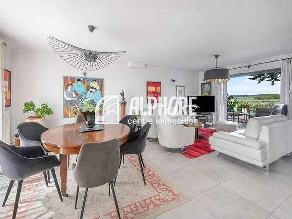Alphore - Le Pouliguen - Maison 6 pièces - 231 m² habitables - Terrain 750 m² - Terrasse sur pilotis