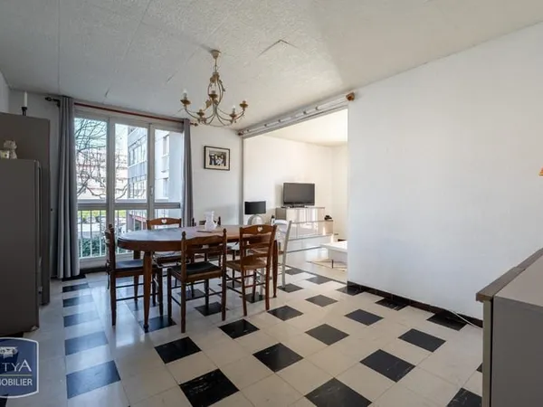Appartement 4 pièces 80 m²