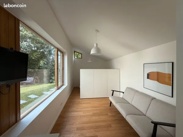 Appartement 1 pièce Suresnes 92