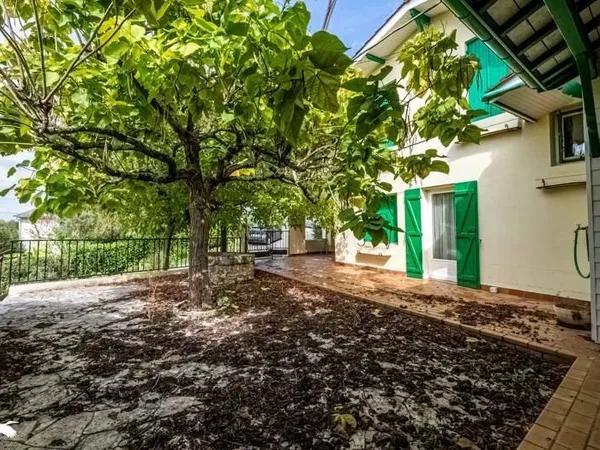 Maison 4 pièces 171 m²