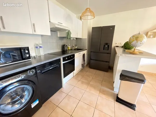 🌟 T3 meublé 70 m² idéal colocation - secteur gare - Parking & piscine 🏊