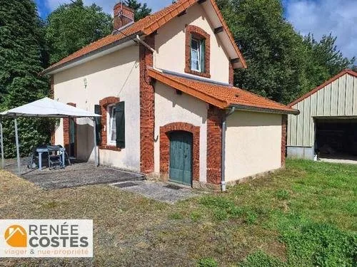 Vente en nue propriété - H84 ans - ISIGNY LE BUAT (50540)