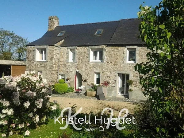 Maison en pierre avec fort potentiel