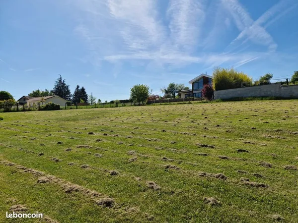 Vente terrain avec bel emplacement