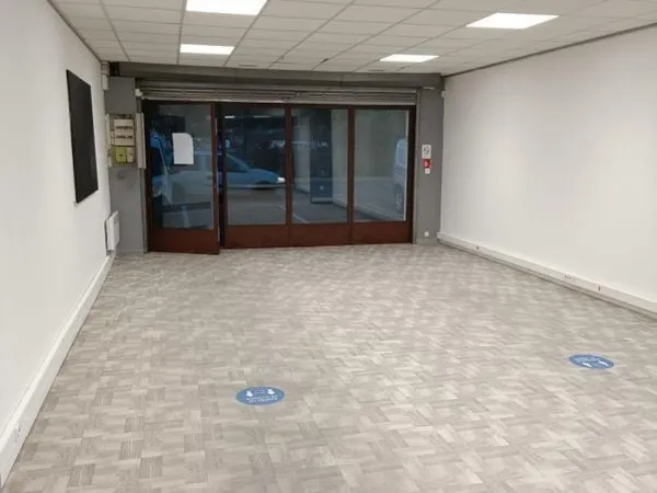 Fonds de commerce 84 m²