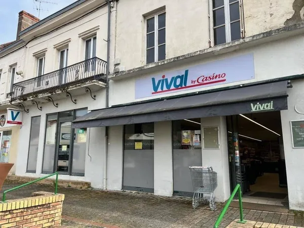 Commerce 150 m²